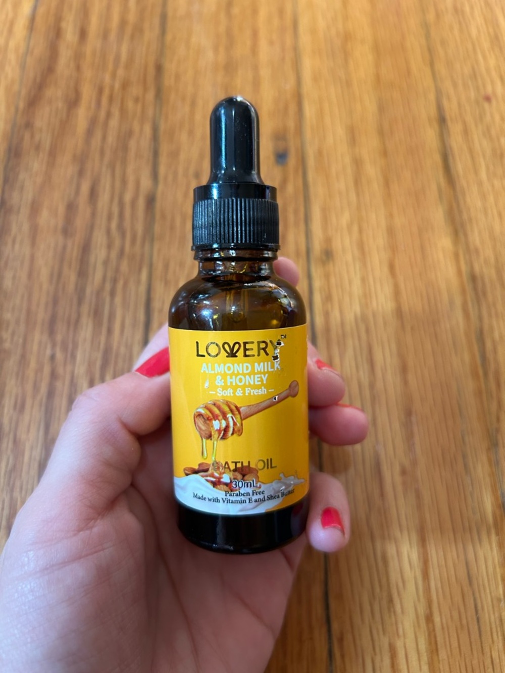 LOVERY  Almond Milk And Honey Bath Oil 30 ml